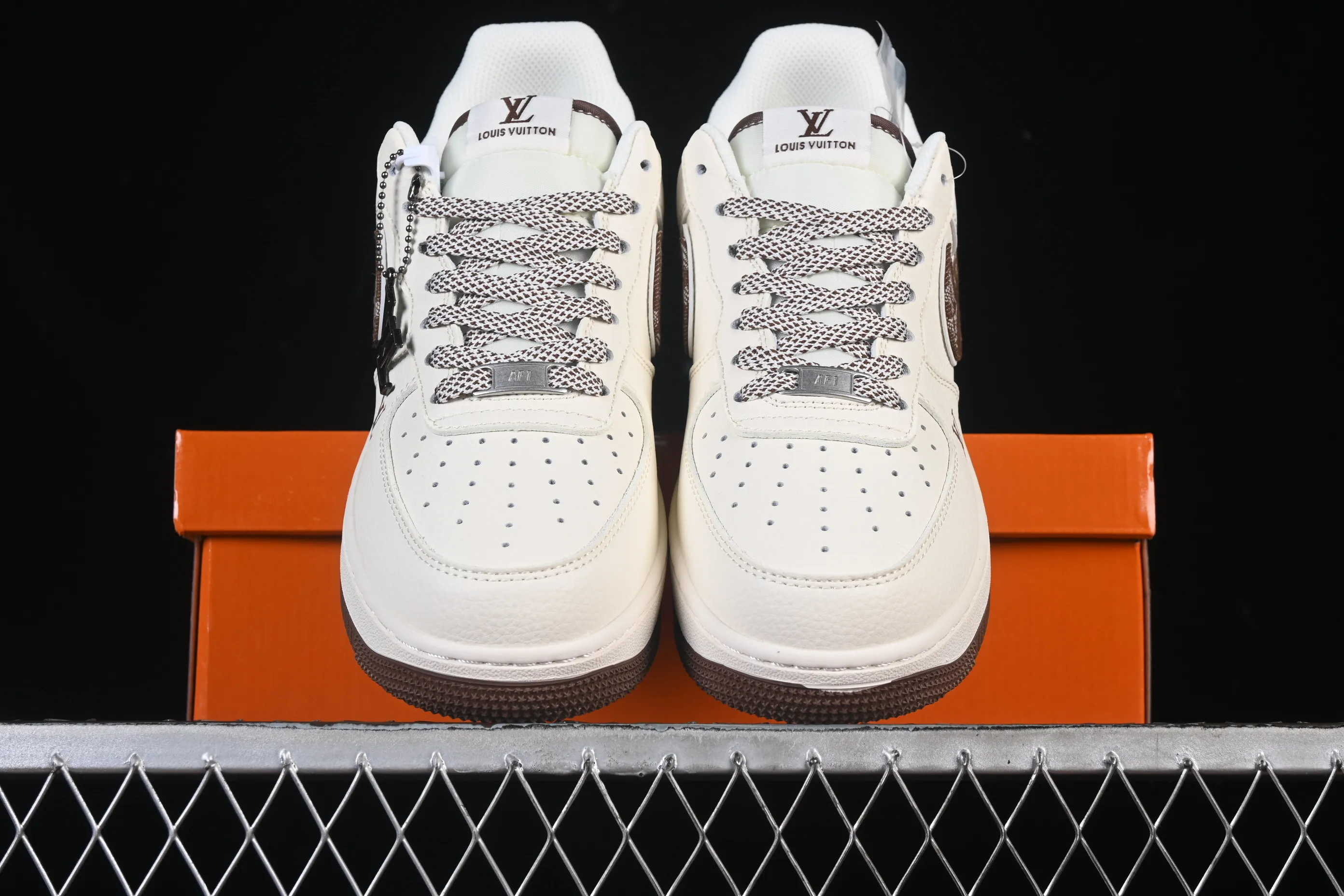 All categories Nk Air Force 1 Air Force series Nk Air Force 1 Low Air Force low-top Nike Air Force 1'07 Low LV joint beige denim hook Air Force 1 low-top casual sneakers SM6668-109